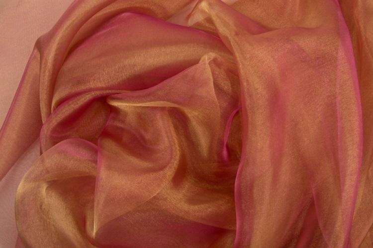 полуорганза  однотонная  красно розовая